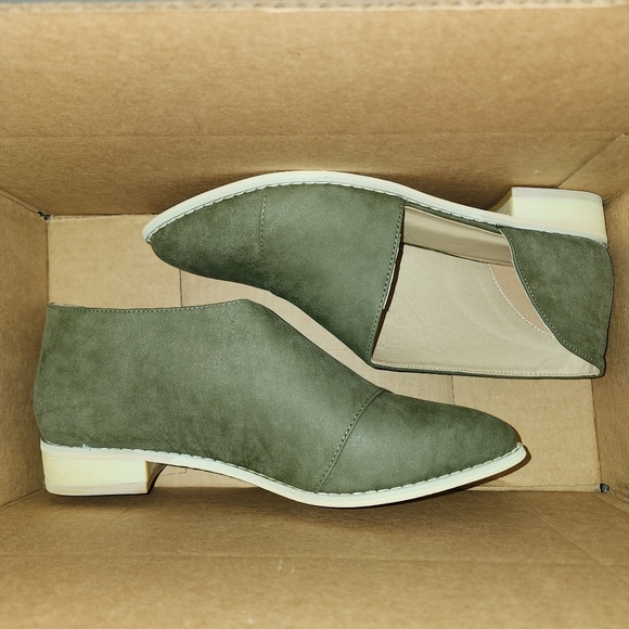 NWOB Journee Collection Olive Green D'Orsay Style Flats 10 - Picture 10 of 10